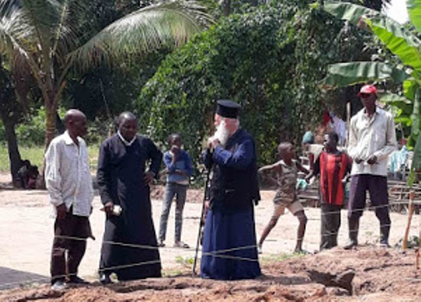 Ξεκίνησαν οι εργασίες της ανοικοδόμησης του Ι.Ν. Αγίου Παϊσίου του Αγιορείτου στην Καναγκα