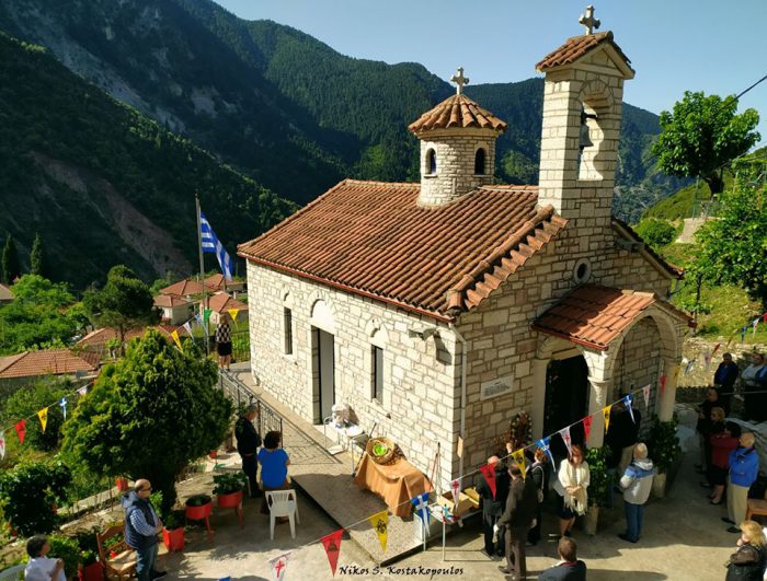 Τιμώντας τον Άγιο Θεόδωρο τον Στρατηλάτη στην Κοκκινόβρυση Θέρμου