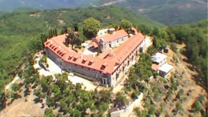 Μητροπολίτης Νεόκτιστος: Η Ιερά Μητρόπολη Φωκίδος θρηνεί για την καταστροφή στην Παναγία Βαρνάκοβα