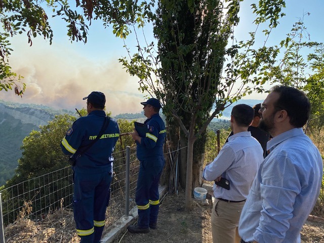 «Μάχη» με τη φωτιά στην Ηλεία