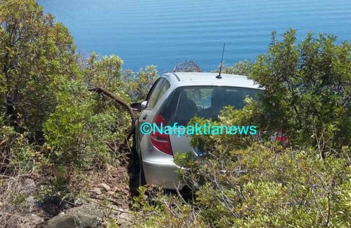 Αυτοκίνητο με ηλικιωμένους στάθηκε στην άκρη του γκρεμού στην Σεργούλα Φωκίδας(φωτο-video)