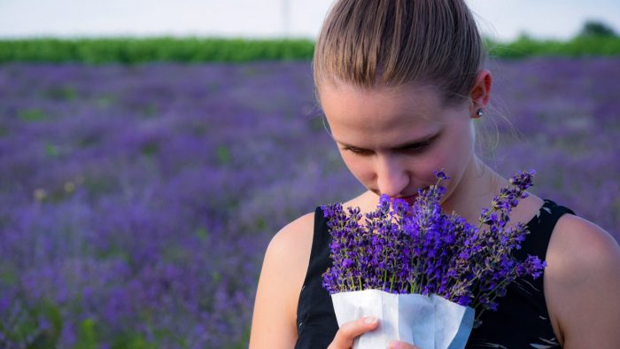 Κορωνοϊός: Το σύμπτωμα που ξεχωρίζει την COVID-19 από το κρυολόγημα
