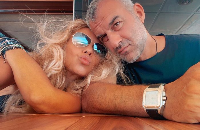 Μαστροκώστα: Απόλυτα ερωτευμένη με τον Τραϊανό Δέλλα! «Λίγο θάλασσα και το αγόρι μου…»