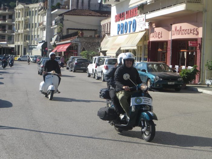 Γέμισε βέσπες η Αμφιλοχία!