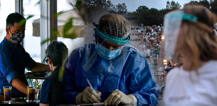 Μαγιορκίνης: Ηρθε το δεύτερο κύμα κορονοϊού – 600 κρούσματα τη μέρα αν συνεχίσουμε έτσι