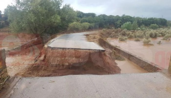 Κόπηκε στα δύο η παλαιά Εθνική Οδός στη Μαγνησία