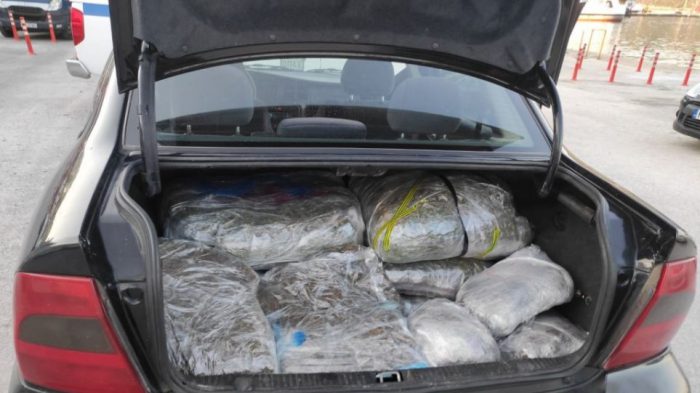 Μπλόκο σε 57 κιλά κάνναβης στην Θεσπρωτία