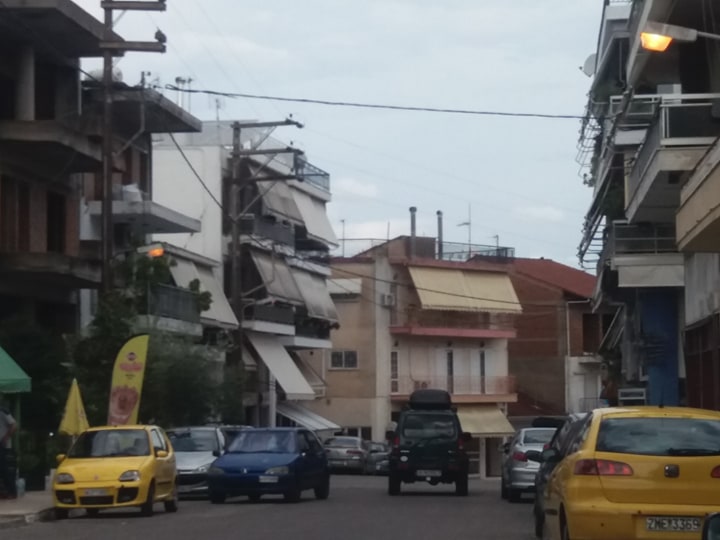 Αγρίνιο: Δεν υπάρχει κανείς να σβήσει τα φώτα;