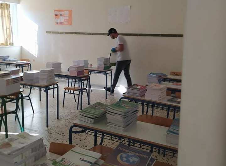 Δήμος Ξηρομέρου:Ολοκληρώθηκαν οι απολυμάνσεις στα σχολεία-Ευχές για καλή χρονιά από το Γ.Τριανταφυλλάκη