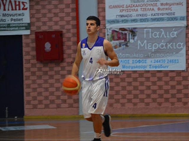 Ο ΑΟ Αγρινίου ανακοινώνει την απόκτηση του Θοδωρή Τσιαμπά