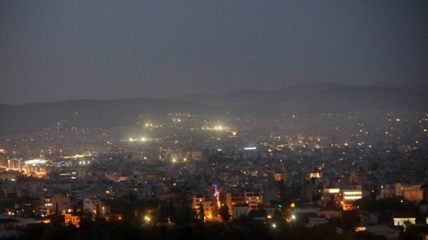 Αλλάζει από το βράδυ το σκηνικό του καιρού: Αισθητή πτώση της θερμοκρασίας