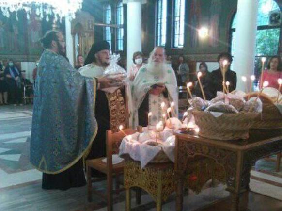 Εορτή του Αγίου Λουκά του Ευαγγελιστού-Πανηγυρίζει ο Ι.Ν.στην Κάτω Μακρυνού