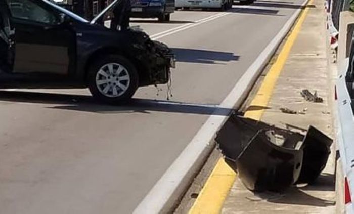 Αγρίνιο :Σφοδρή σύγκρουση οχημάτων στην γέφυρα Αχελώου