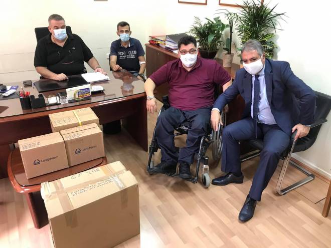 6η ΥΠΕ: 1000 χειρουργικές μάσκες και άλλα υγειονομικά υλικά στα μέλη της Π.Ο.Μ.Α.με.Α.