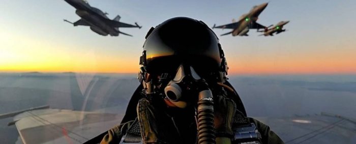 Μέσα απο το cockpit του μαχητικού