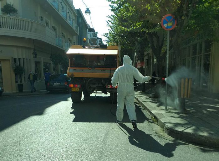 Ανησυχία από την αύξηση κρουσμάτων στο Αγρίνιο-Απολύμανση στο κέντρο της πόλης!