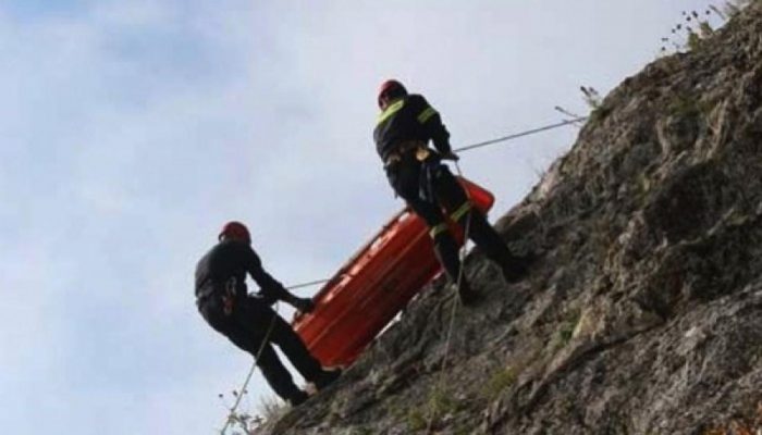 Μακρυνεία : Τραγωδία-Νεκρός άνδρας που έπεσε με τρακτέρ σε γκρεμό