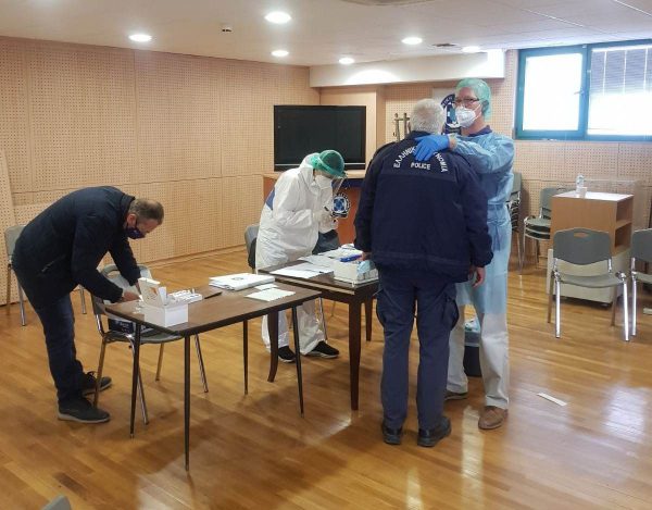 Αγρίνιο: Τεστ Covid-19 και απολύμανση στο Αστυνομικό Μέγαρο