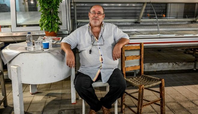 Ο Κλεάνθης Τσιρώνης, ο πρόεδρος της Βαρβακείου αγοράς, έχασε τη μάχη που έδινε με τον κορονοϊό