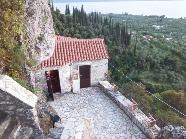“Έφυγε” ο ευεργέτης του Θέρμου, Ανδρέας Λαμπρόπουλος από την Μυρτιά
