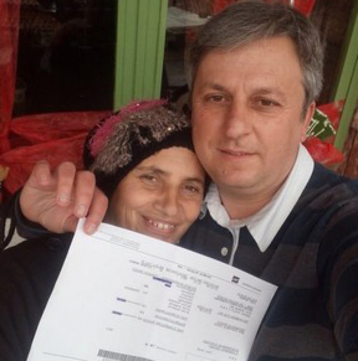 “Η αγκαλιά του Άρη και της Κλαίρης ας είναι το μήνυμα των φετινών Χριστουγέννων”