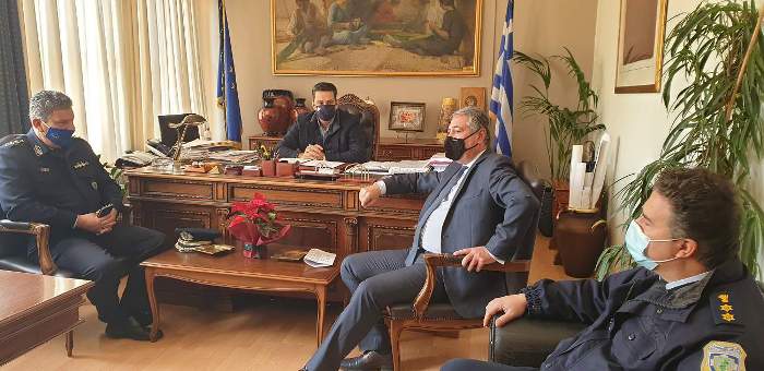Συνάντηση του Δημάρχου Αγρινίου με τον Διοικητή της 6ης ΥΠΕ Γιάννη Καρβέλη