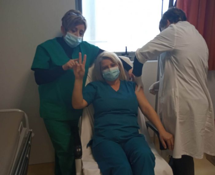 270 εμβολιασμοί στην Αιτωλ/νία-Σε απόλυτη προτεραιότητα οι υγειονομικοί στα Νοσοκομεία