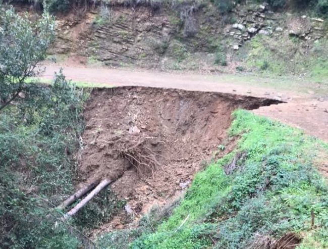 Κατολισθήσεις στο δασύλλιο του Αγίου Χριστοφόρου από τις βροχοπτώσεις-Καμία παρέμβαση τα τελευταία χρόνια!