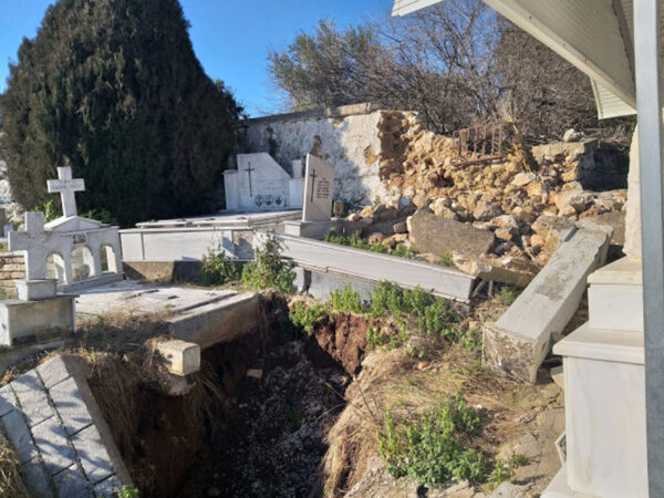 Κατούνα: Eικόνες σοκαριστικές στο παλιό κοιμητήριο