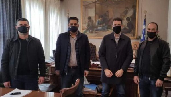 Συνάντηση του Προεδρείου της Ένωσης Πυροσβεστικού Σώματος Δυτικής Ελλάδας με τον Δήμαρχο Αγρινίου