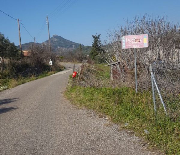 Καινούργιο: Επικίνδυνος ο δρόμος προς το μοναστήρι και την Ακρόπολη Θεστιέων-Αδιαφορία από τους αρμοδίους