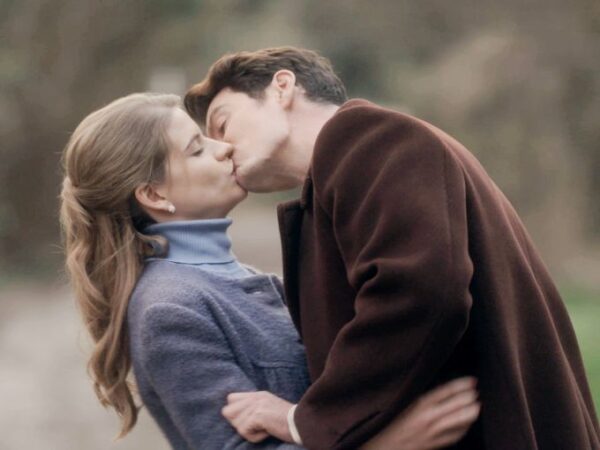 Άγριες Μέλισσες: Τι θα γίνει με Κωνσταντή και Δρόσω