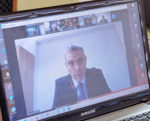Τηλεδιάσκεψη για το ζήτημα των πελάδων στο Μεσολόγγι