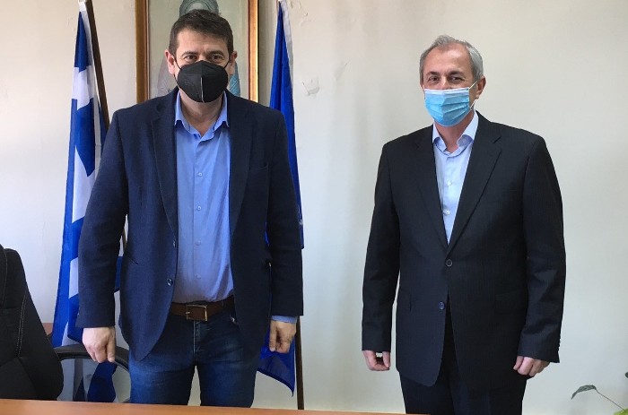 Συνάντηση του Δημάρχου Αμφιλοχίας Γ. Κατσούλα με τον Δήμαρχο Θέρμου Σπ. Κωνσταντάρα