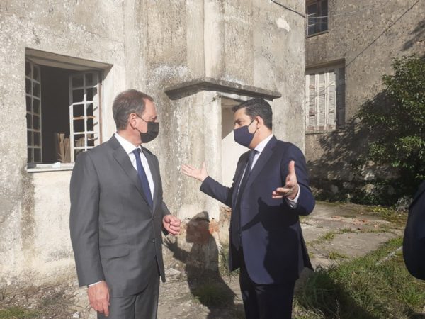 Η αξιοποίηση του Καπνικού Σταθμού Αγρινίου στο επίκεντρο της συνάντησης Λιβανού- Παπαναστασίου