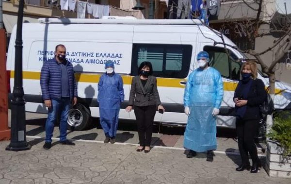 Δειγματοληπτικοί έλεγχοι για κορωνοϊό στα Καλύβια Αγρινίου, παρουσία της Αντιπεριφερειάρχη Μ. Σαλμά