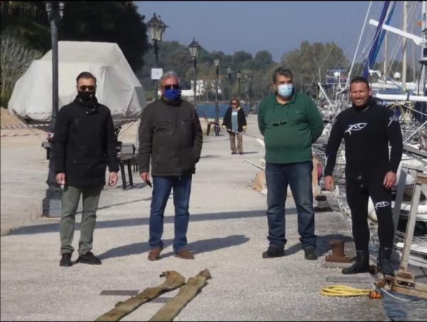 Επισκευάστηκε η πλωτή προβλήτα του λιμανιού της Βόνιτσας(φωτο)