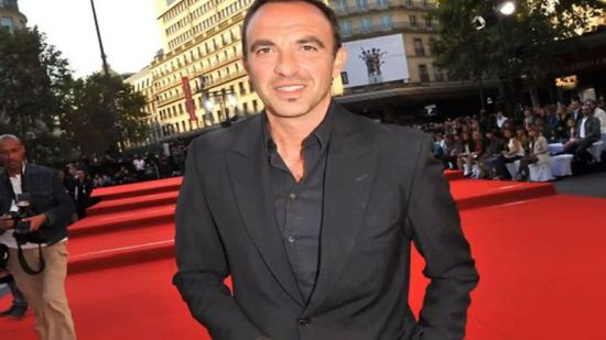 Ο Μεσολογγίτης Νίκος Αλιάγας παρουσιαστής στην παρέλαση της 25ης Μαρτίου