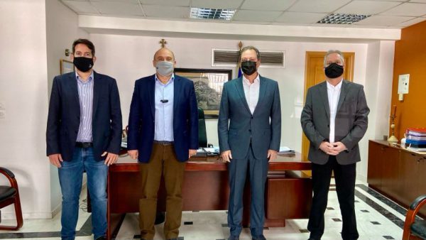 Τον Υπουργό Αγροτικής Ανάπτυξης και Τροφίμων υποδέχθηκε στην Ναύπακτο ο Δήμαρχος Β.Γκίζας