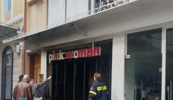 Κάηκε κατάστημα ρούχων στο κέντρο του Μεσολογγίου