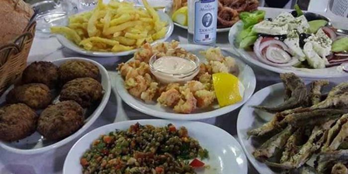 Αγρίνιο: Σύλληψη και πρόστιμο 5.000 ευρώ σε μεζεδοπωλείο