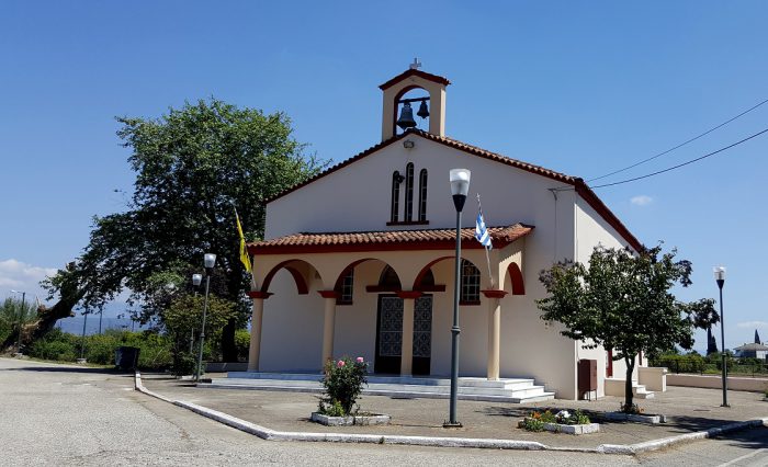 Πανηγυρίζει το εξωκλήσι της Αγίας Ελεούσας στον οικισμό Αγ. Γεωργίου Καλυβίων