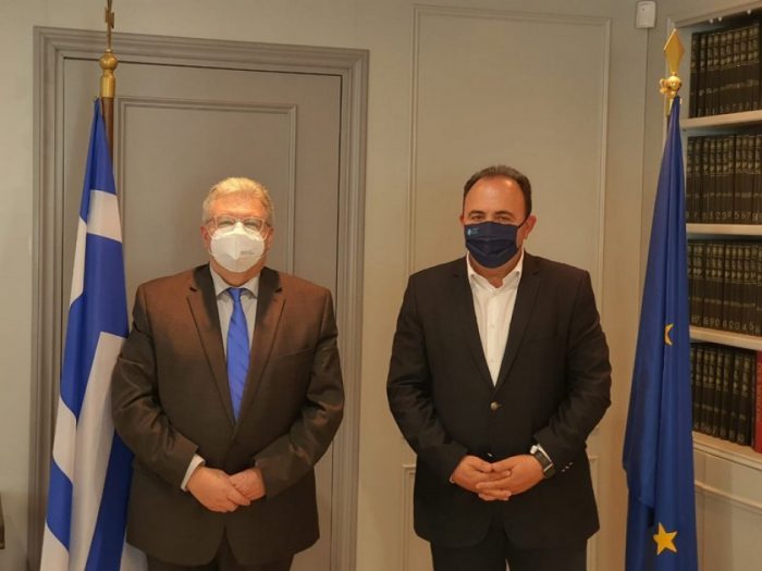 Συνεργασία του Ανδρέα Φίλια με τον Γενικό Γραμματέα Απόδημου Ελληνισμού Ιωάννη Χρυσουλάκη