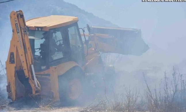 Αντεκδίκηση ο εμπρησμός των δυο χωματουργικών της Περιφέρειας Δυτικής Ελλάδας ; – Τι εξετάζει η πυροσβεστικη!