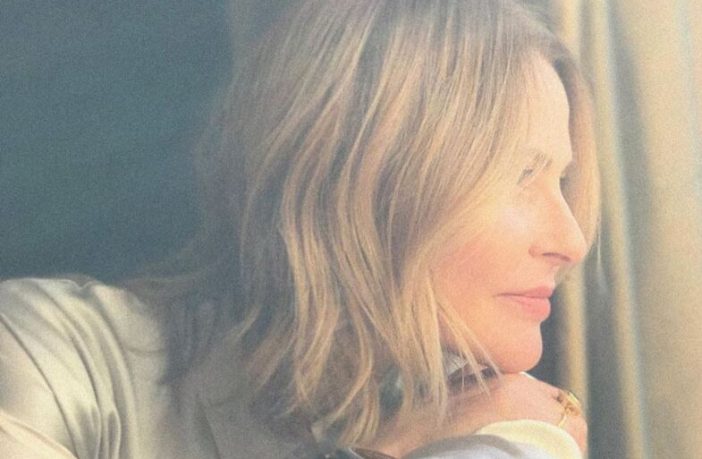 Η Τζένη Μπαλατσινού μας δείχνει τα πασχαλινά αυγά και κουλουράκια που ετοίμασε