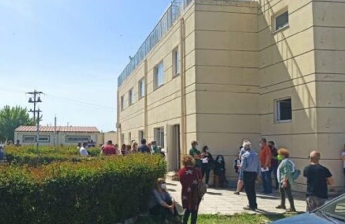 “Έμφραγμα” με τις νέες εμβολιαστικές γραμμές στο Νοσοκομείο Μεσολογγίου-Την συνδρομή του στρατού ζητά η διοίκηση