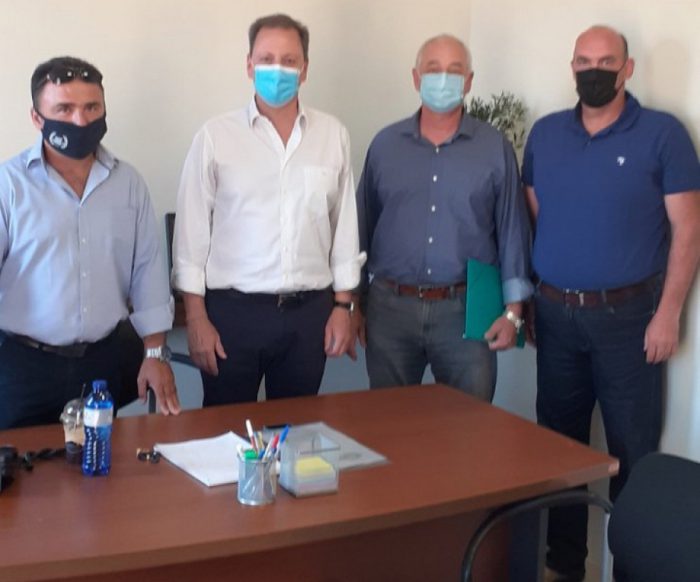 Συνάντηση ελαιοπαραγωγών Αιτωλικού με τον Σπήλιο Λιβανό