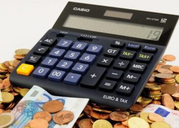 Άνοιξε η πλατφόρμα για ρύθμιση χρεών – Έως 420 δόσεις για τράπεζες και 240 για εφορία