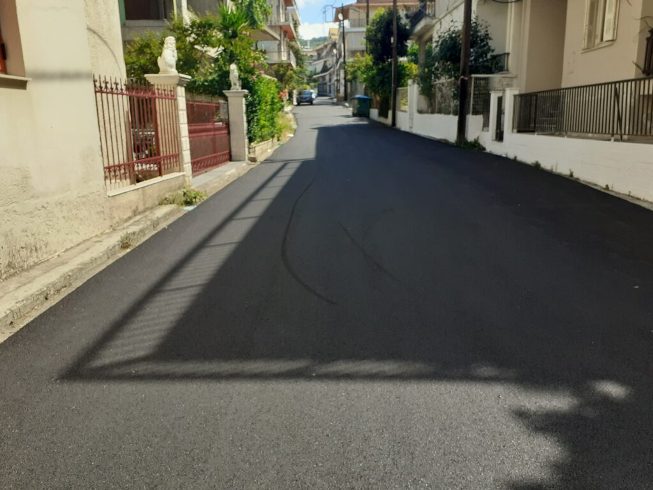Aσφαλτοστρώσεις στις οδούς Ματσούκα και Παπαγιάννη στο Αγρίνιο