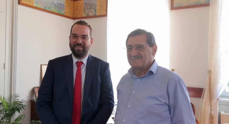Υγροποιημένο αέριο: Τα τοπικά δίκτυα είναι μόνο η αρχή – Η απάντηση Φαρμάκη σε Πελετίδη
